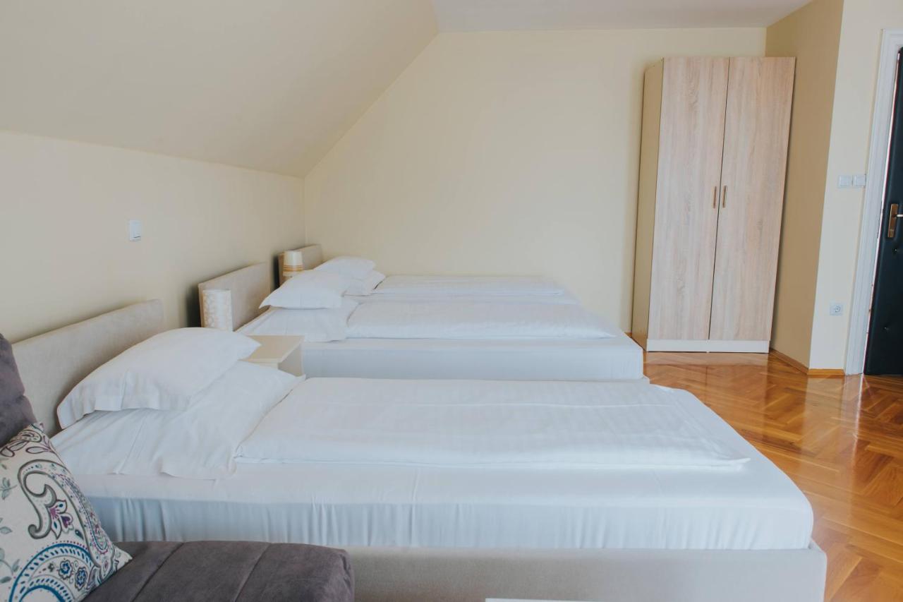 Motel Vila Bakarni Brčko Buitenkant foto