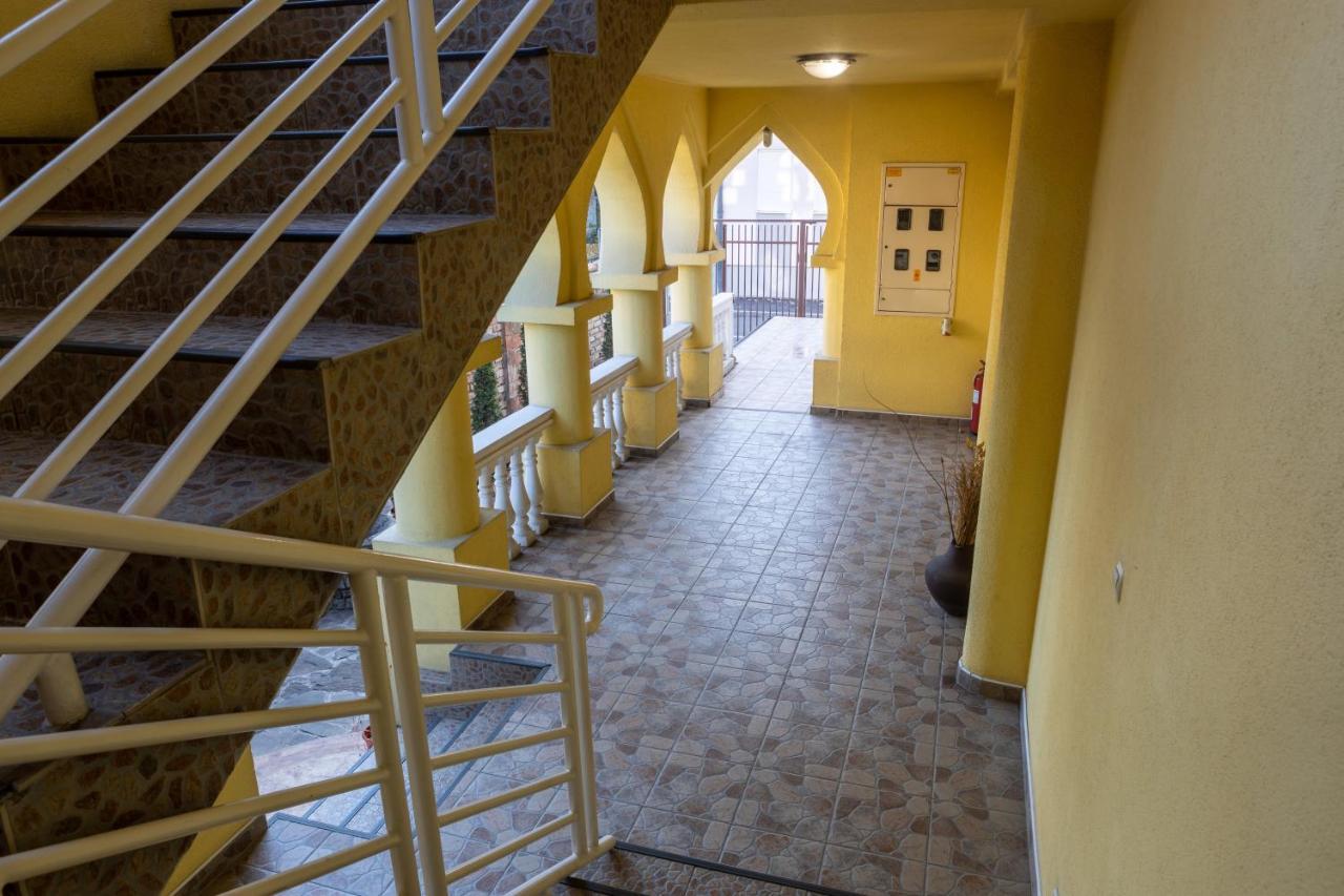 Motel Vila Bakarni Brčko Buitenkant foto